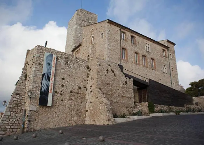 Juan Les Pins 2 Pièces 50m2 Antibes